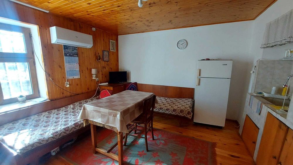 Двуетажна къща в с. Стамболово, обл. Хасково