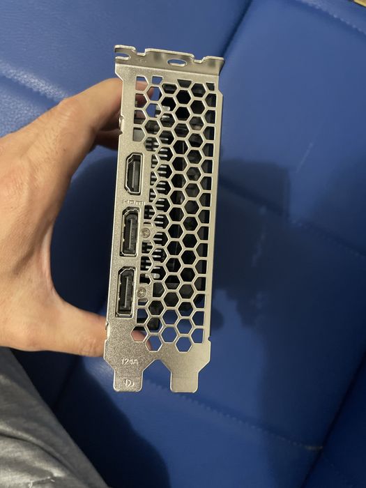 Видеокарта Palit GTX1650 - 4Gb