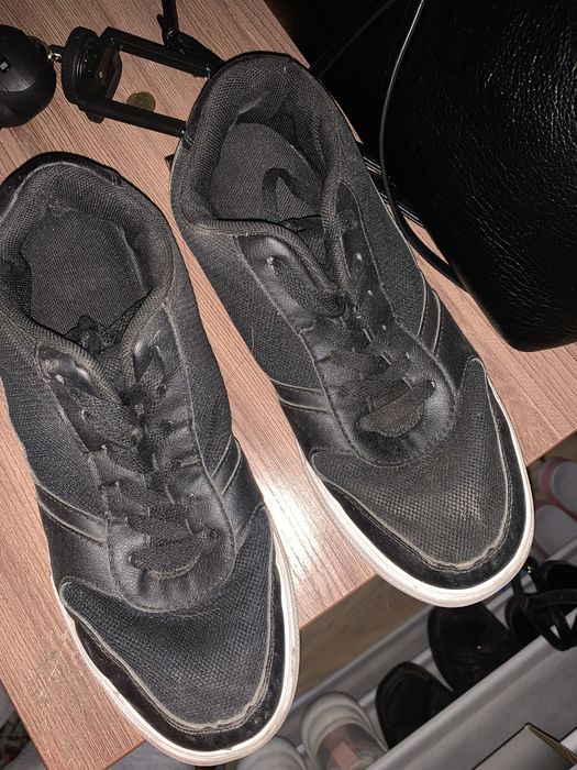 Туфли и кроссовки 40 размера