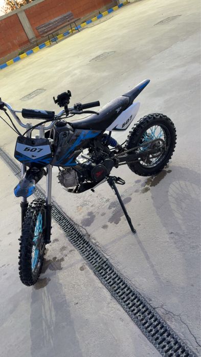 Vând cross XTR 125