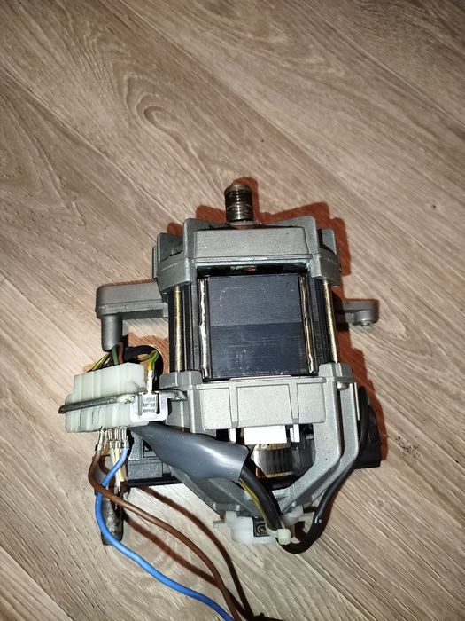 Продам.    мотор