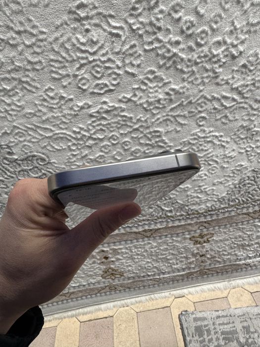 Iphone 15pro max 90%