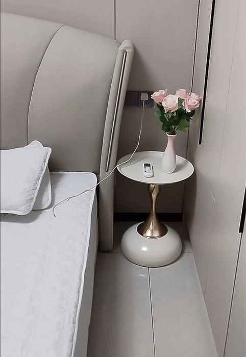 Декоративный кофейный столик