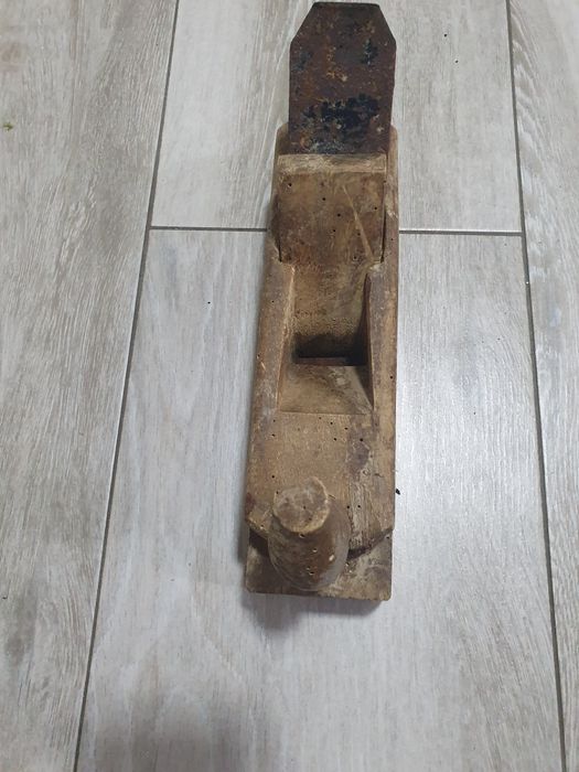 Rindea veche manuală