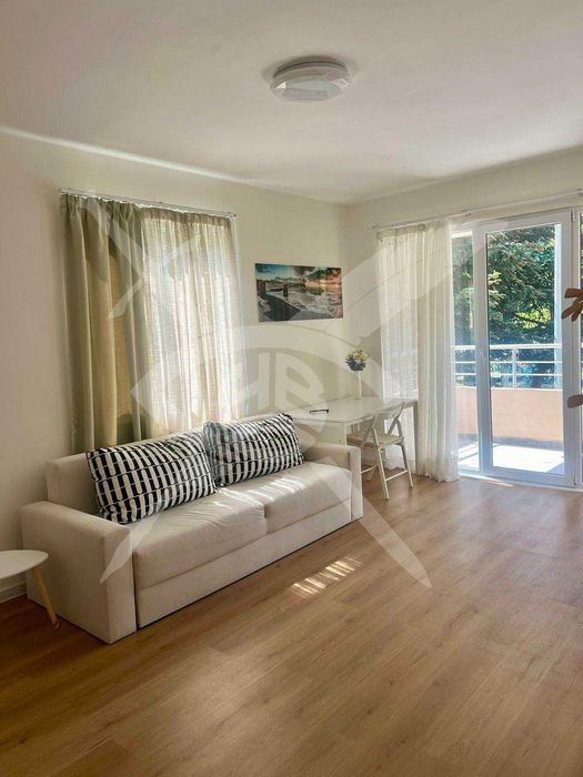 Дава се под наем Тристаен апартамент в Варна, Левски - 70 кв.м за 650 € - Снимка #1