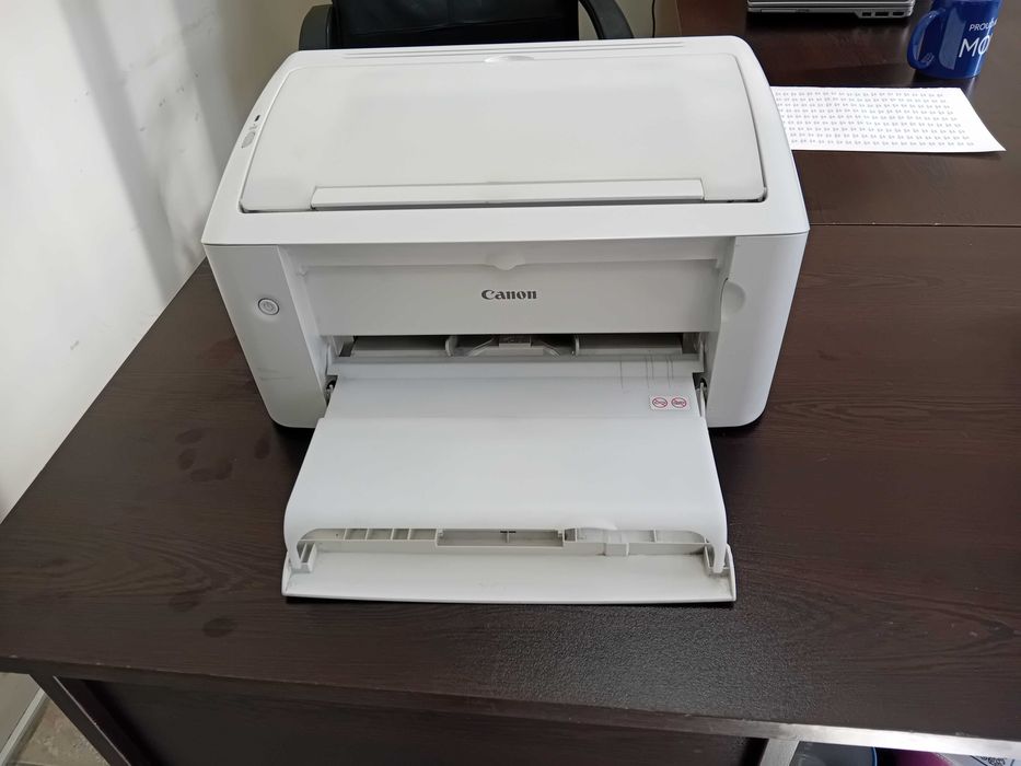 Като нов! Лазерен принтер Canon LBP 3010 Отличен!