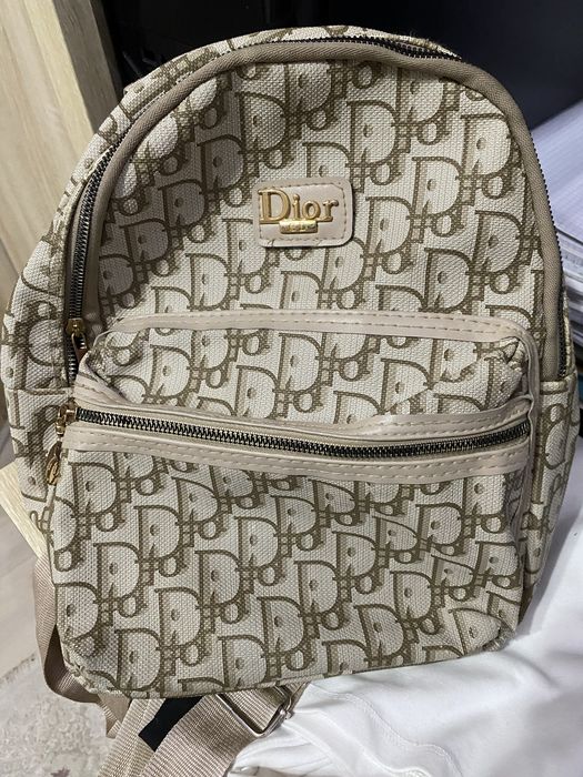Рюкзак Dior в отличном состоянии