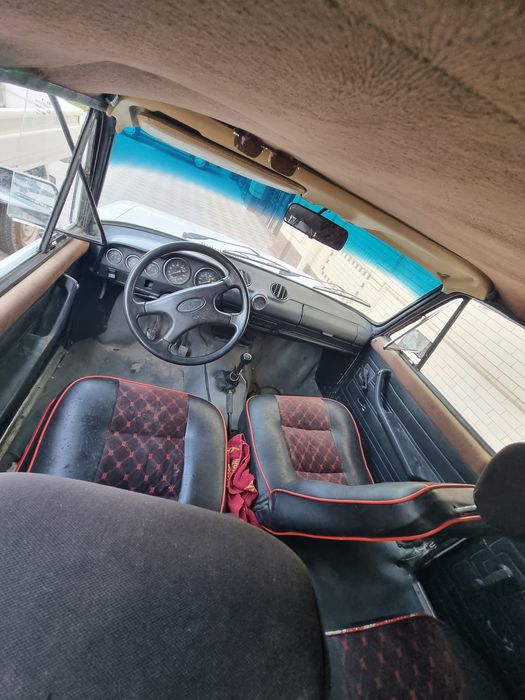 Jiguli 2102 sotiladi