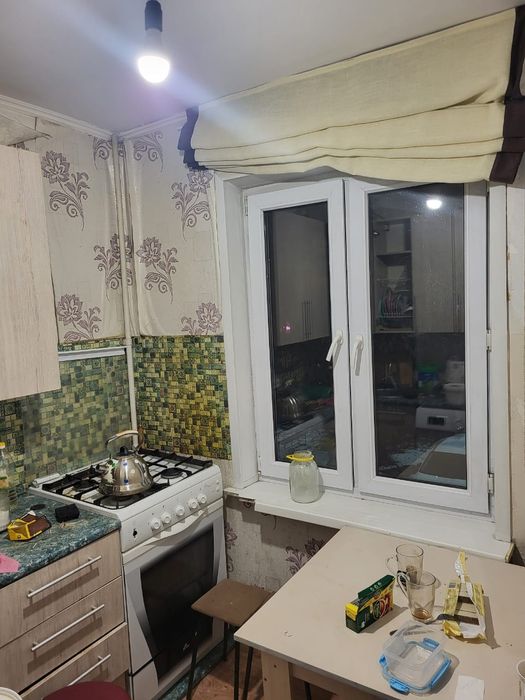 Газовая плита, чугунные решётки