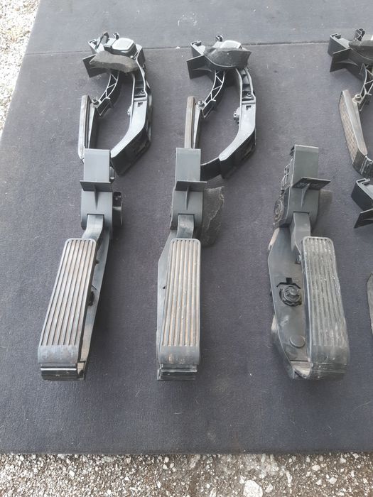 Педал Газ Mercedes w211 / w203