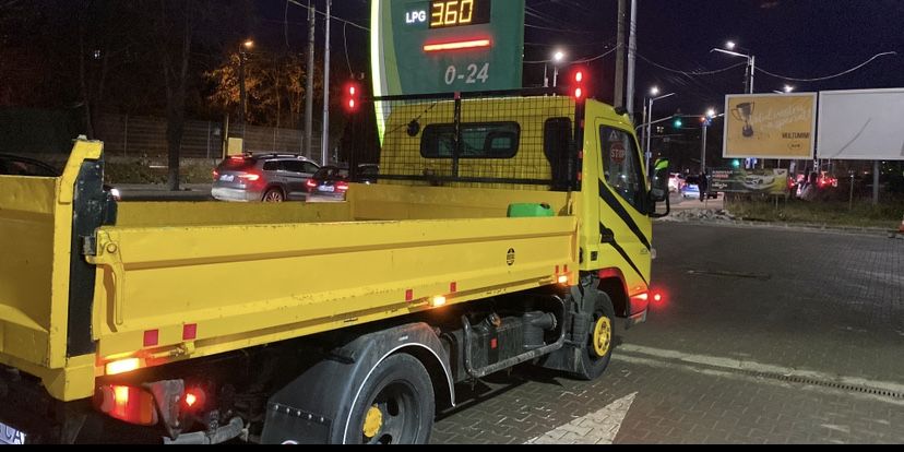 Mitsubishi canter 3 c13 basculabil