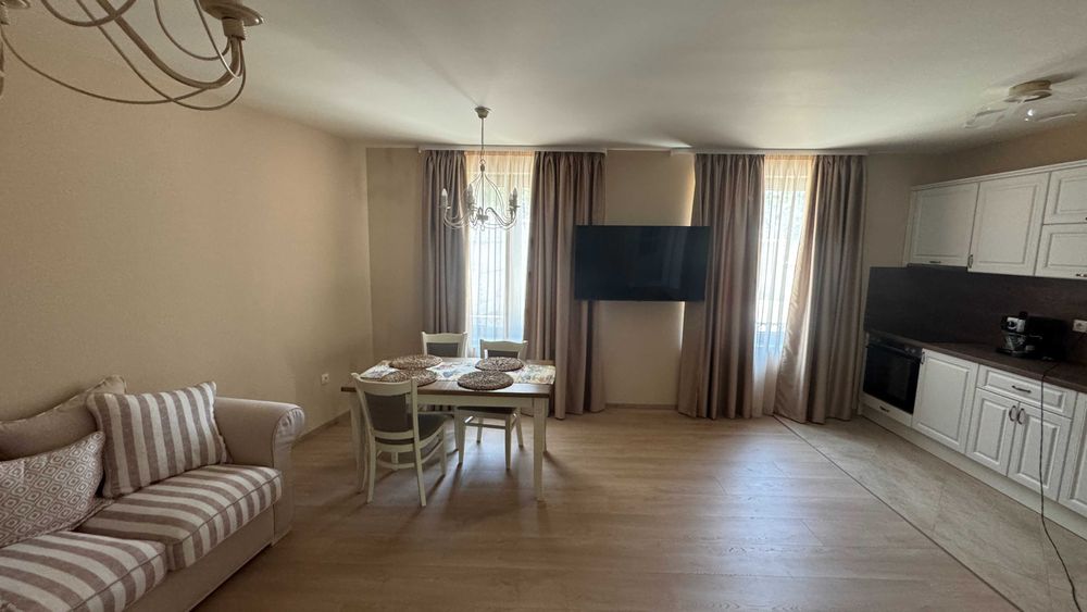 Дава се под наем Двустаен апартамент в Пловдив, Беломорски - 74 кв.м за 700 € - Снимка #1