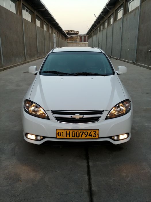 Продаю свой автомобиль Chevrolet Jentra