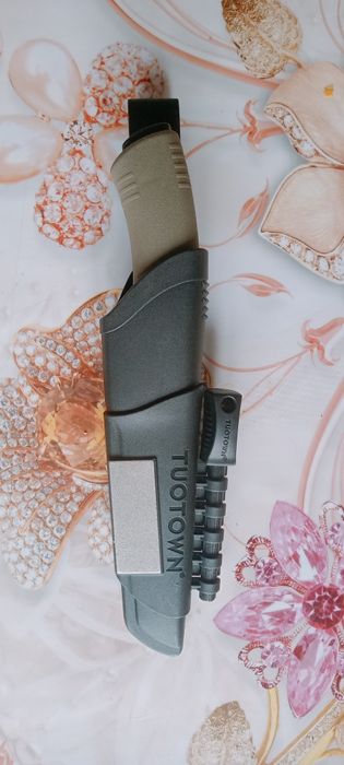 Нож разделочный продам