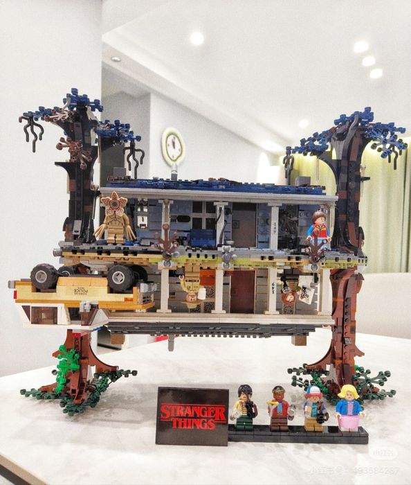 Lego Stranger Things  Upside Down