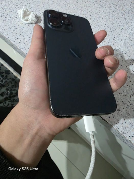 Айфон  15 про макс