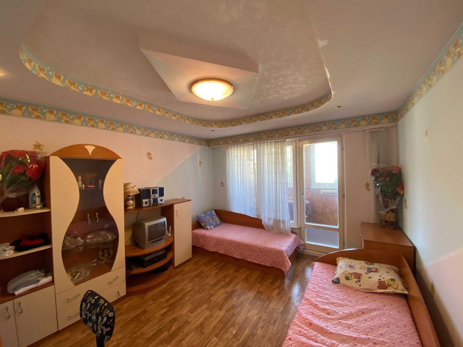 Продава се Двустаен апартамент в Русе, Чародейка - Север - 68 кв.м за 1103 €/кв.м - Снимка #4