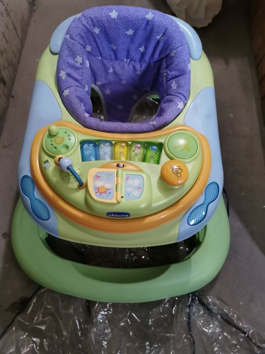 Бебешко столче за кола, гимнастика за бебе, кенгуру за бебе
