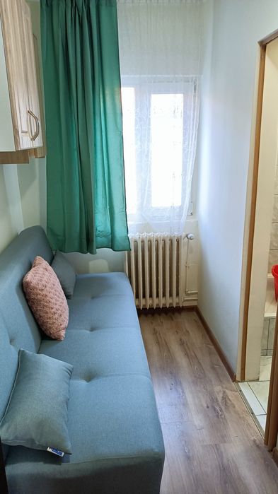 Garsoniera de închiriat