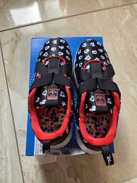 Детски маратонки Adidas Disney