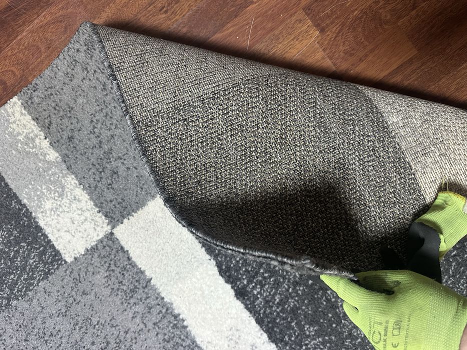 Cobor gri/alb 160x230 stare ok