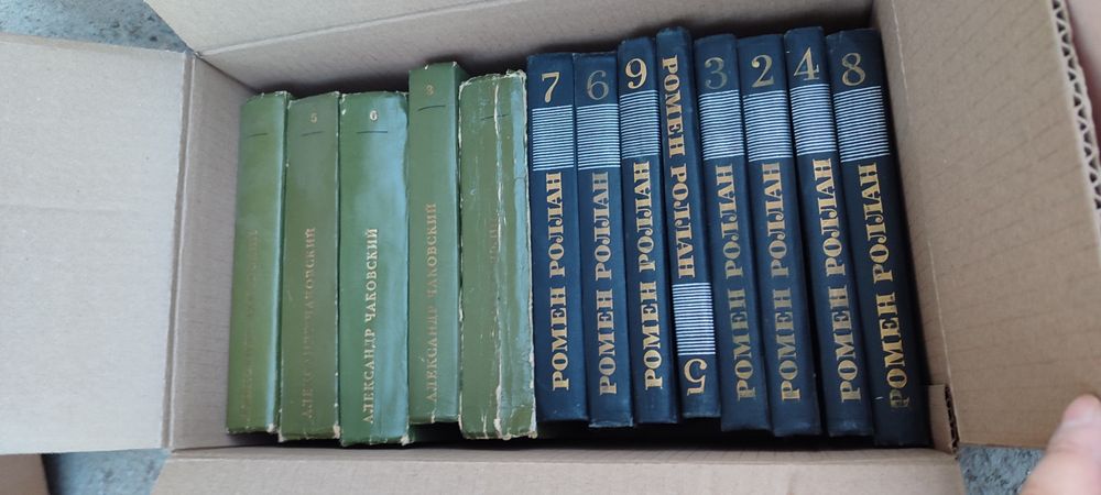 Продам книги разных жанроа