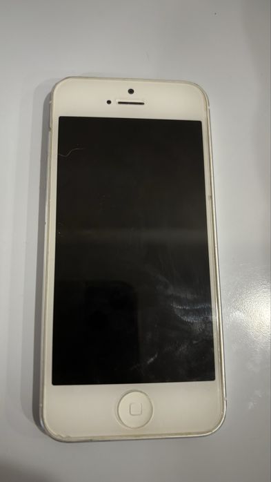 Айфон 5 в рабочем состояний