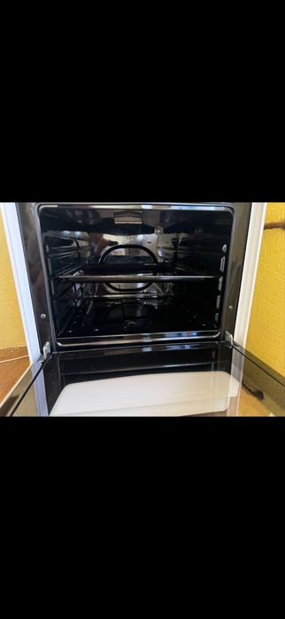 Продам газовую плиту