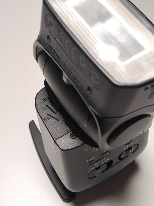 Canon 320EX - speedlite compact