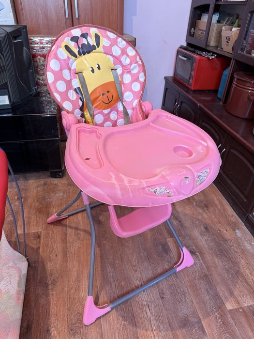 Манеж и кресло для кормление