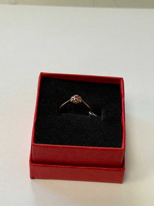 *** Много нежен *** Златен пръстен 14к 1.65гр