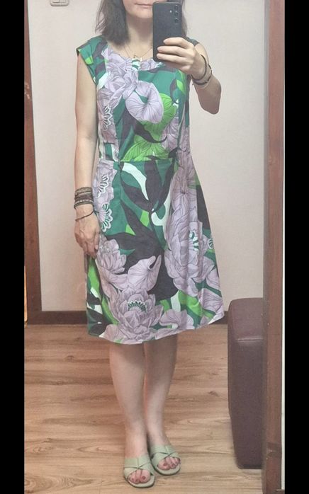 Rochie florala Taifun