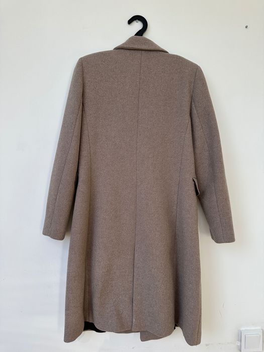 Продам пальто MANGO