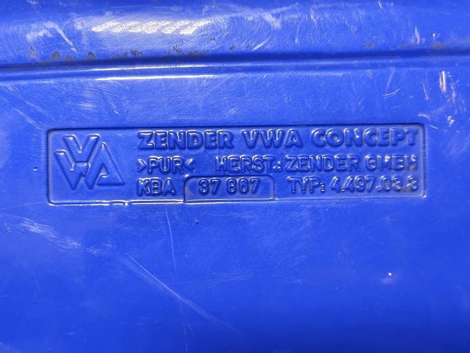 Продам спойлер на Audi A4 B5