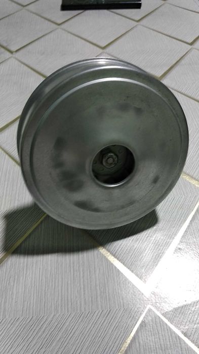 Продам мотор от пылесоса