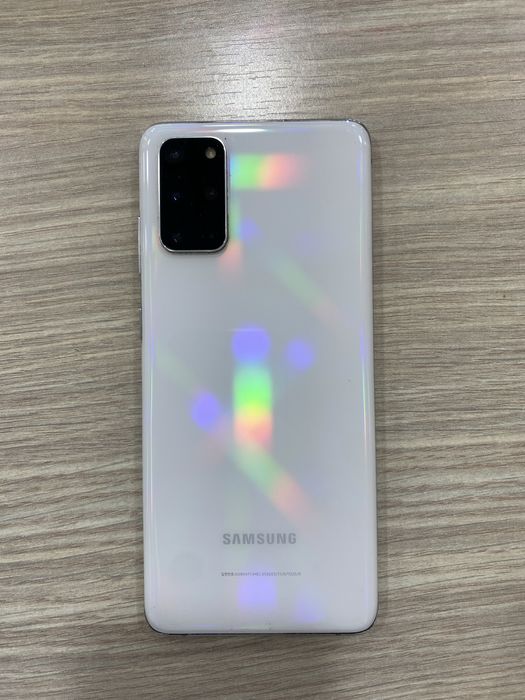 Samsung S20 plus 256/12