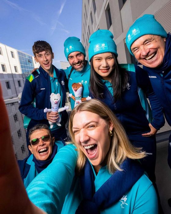 Суитчър / Яке SALOMON от Зимните олимпийски игри Милано Кортина р-р S