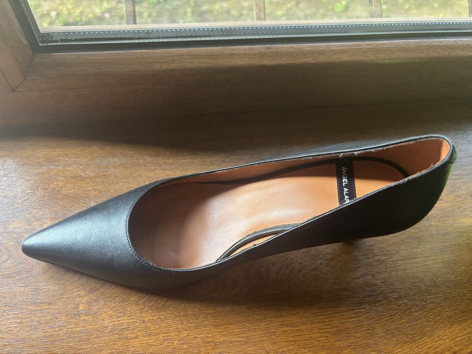 Туфли новые Angel Alarcon