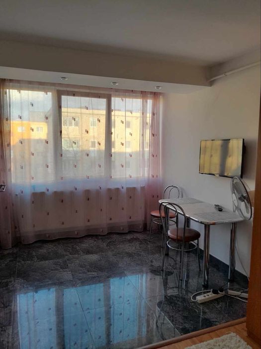 Dau in chirie garsoniera