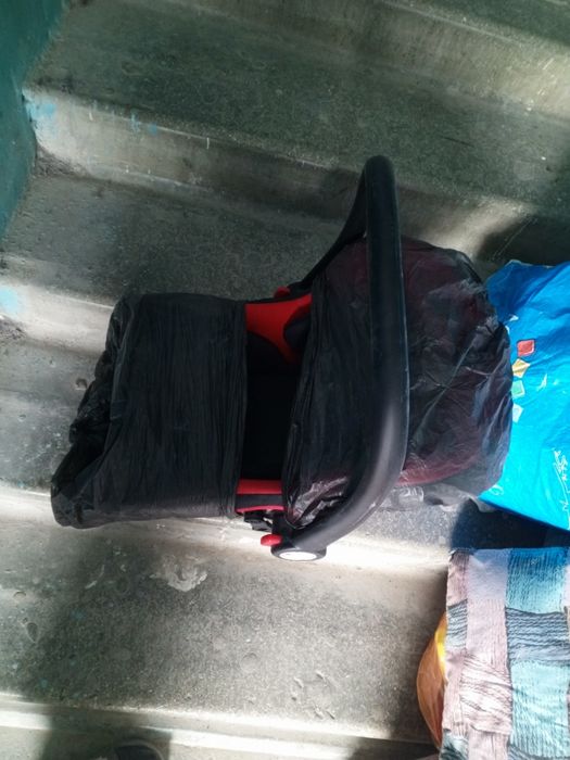 Автокресло 2 разные