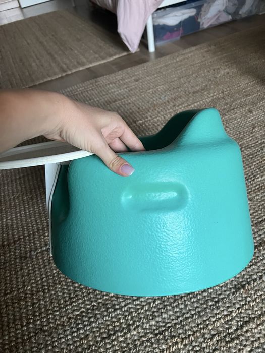 Scaunel Bumbo pentru bebelusi