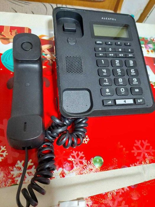 Telefoane retro, cu taste