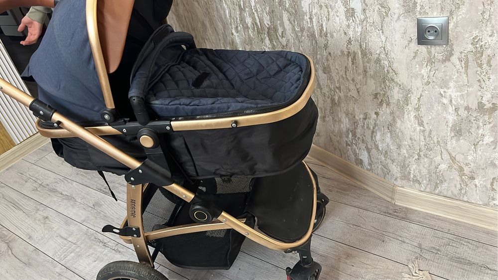 Продам коляску в хорошем состоянии