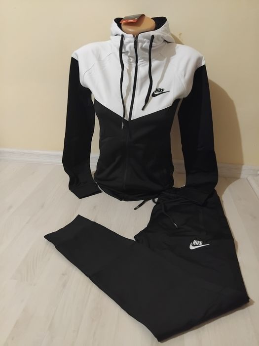 Trening dama Adidas si Nike!