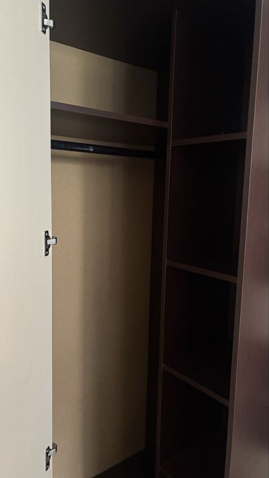 Продам шкаф в отличном состояние.
