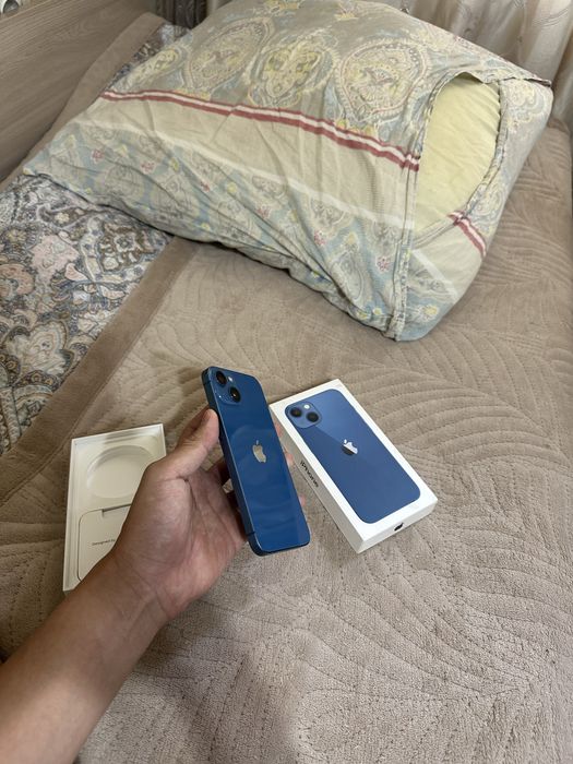 В продаже iPhone 13 в отличном состояние