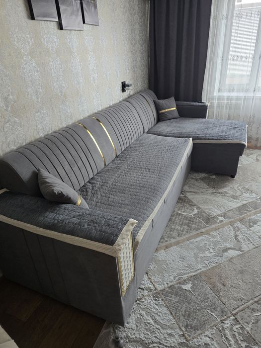 Срочно продам угловой диван