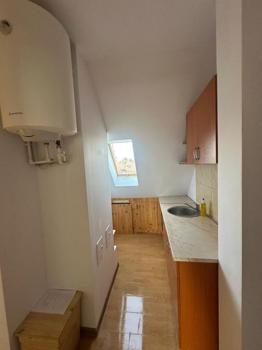 Apartament 3 camere de închiriat zona centrala