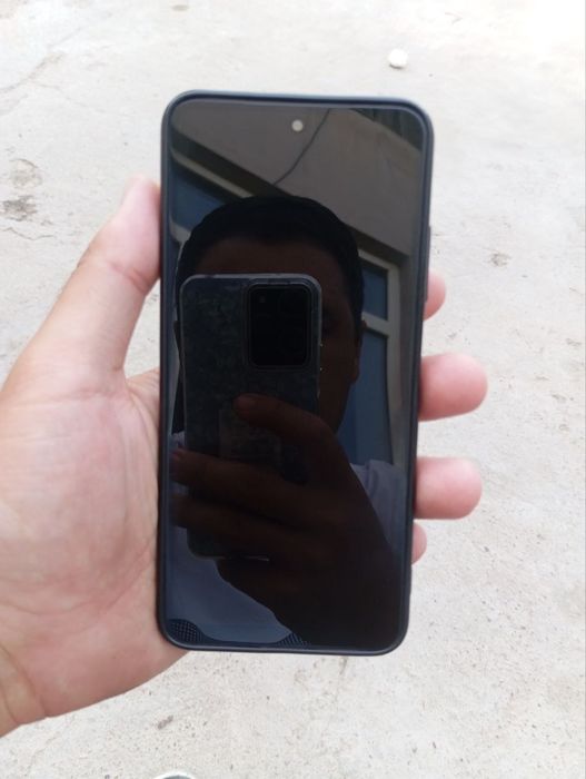 2 Tel bitta telefonga obmen Kuchliroq tel kerak Redmi 12$-12 bor