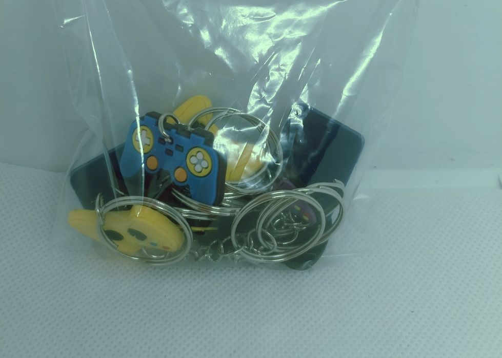 Набор 10 брелков.